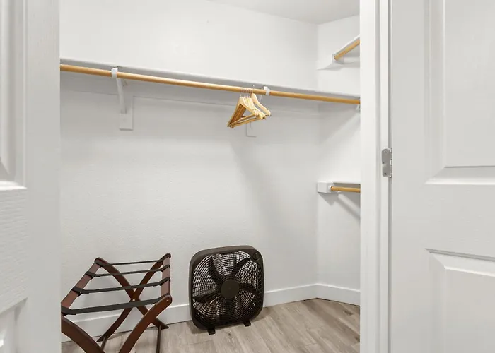 Apartment Cozysuites By The Stadium With Pool 18