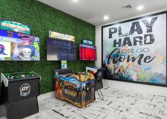 Apartment Cozysuites By The Stadium With Pool 18 *
